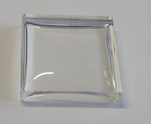 VERRE MONTRE CARRE 14.3 X 14.3 mm CINTRE 2 COTES CUBIC