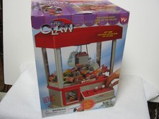 The Claw Electronic Game As Seen On TV, " New " Sealed In Box, Must See