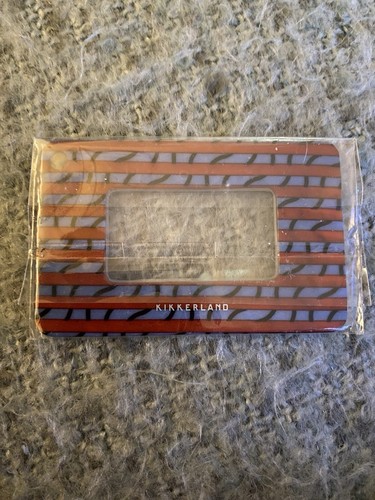 Reading Glass Magnifier Wallet Size Kikkerland Fun Gift Idea