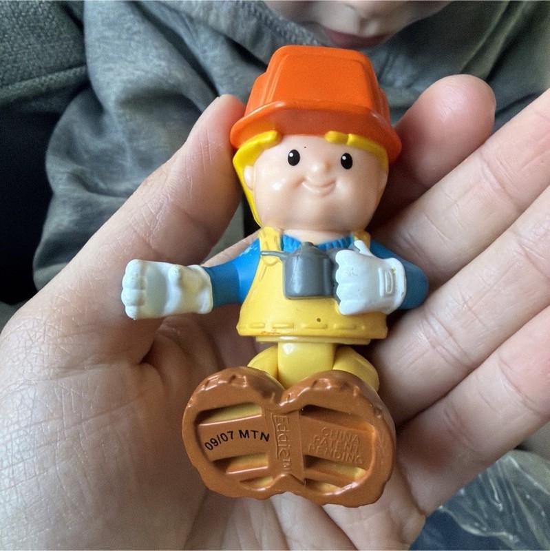Fisher-Price Little People Eddie Figure 2007 MPN 09107 MTN Ages 1-4