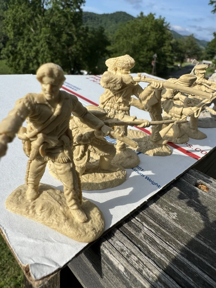 Lote de 13 soldados de juguete Conte Alamo guerra india francesa con poses raras figura muerta Foto 3 de 4