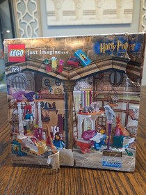 LEGO Harry Potter 4723 Diagon Alley Shops 100% Complete w/ Box & Instructions