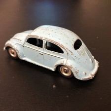 Voiture miniature refroidie par air avec coccinelle Oal Dinky Toys 1/43...