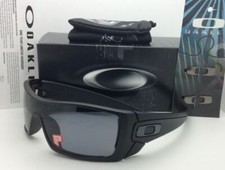 New OAKLEY Sunglasses BATWOLF OO9101-04 Matte Black with Grey Polarized Lenses