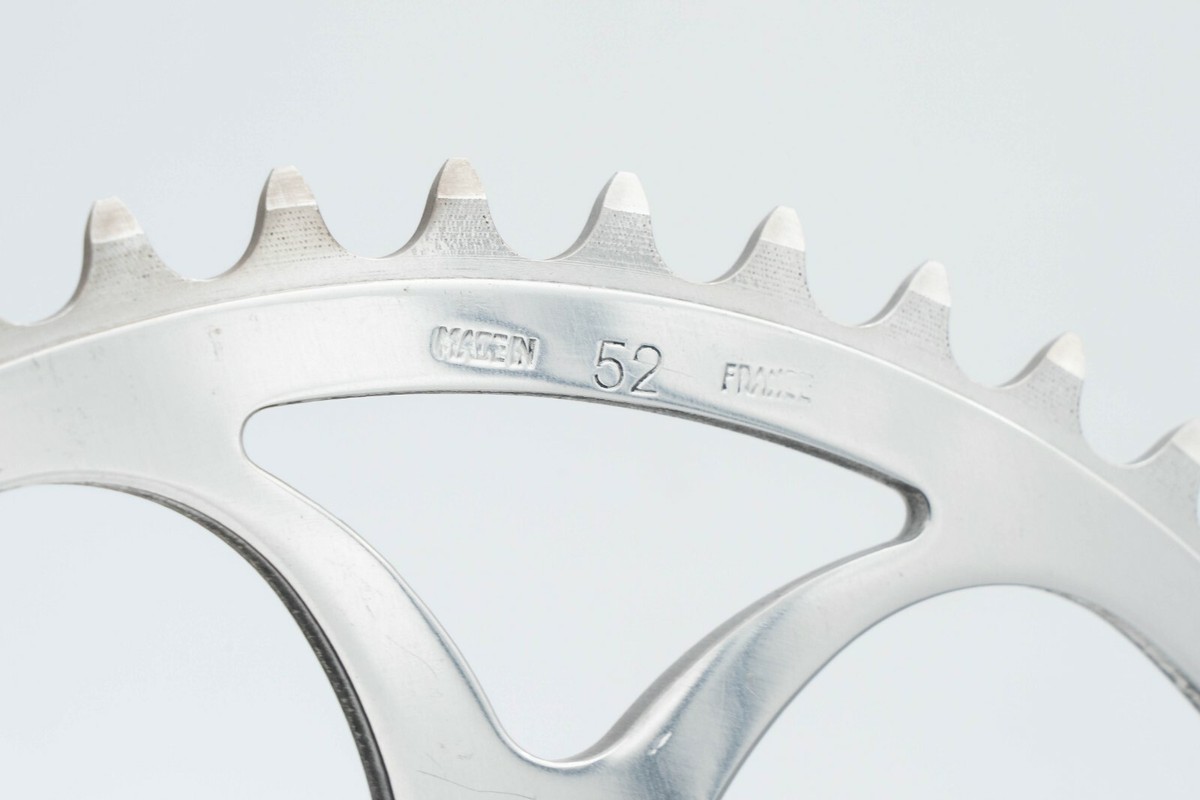 NOS SPÉCIALITÉS TA 52t TEETH CHAINRING BCD 110 VINTAGE 90s ROAD RACING BICYCLE | UK