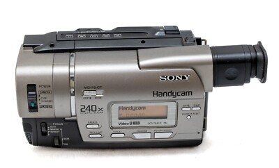 Videocamera Sony Handycam CCD-TR417E 8mm Video8 XR Hi8 240X Video