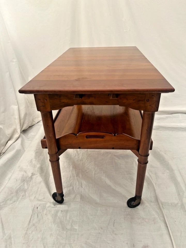 Carro de té Stickley vintage barra expandible cereza servidor mayordomo mesa enrollable Foto 3 de 4