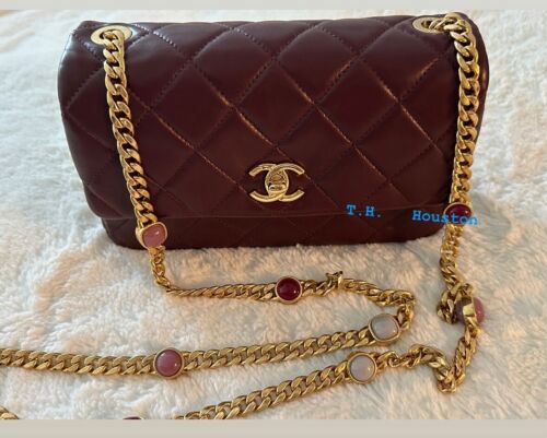 Chanel Bugundy small crossbody flap bag ghw gold hardware