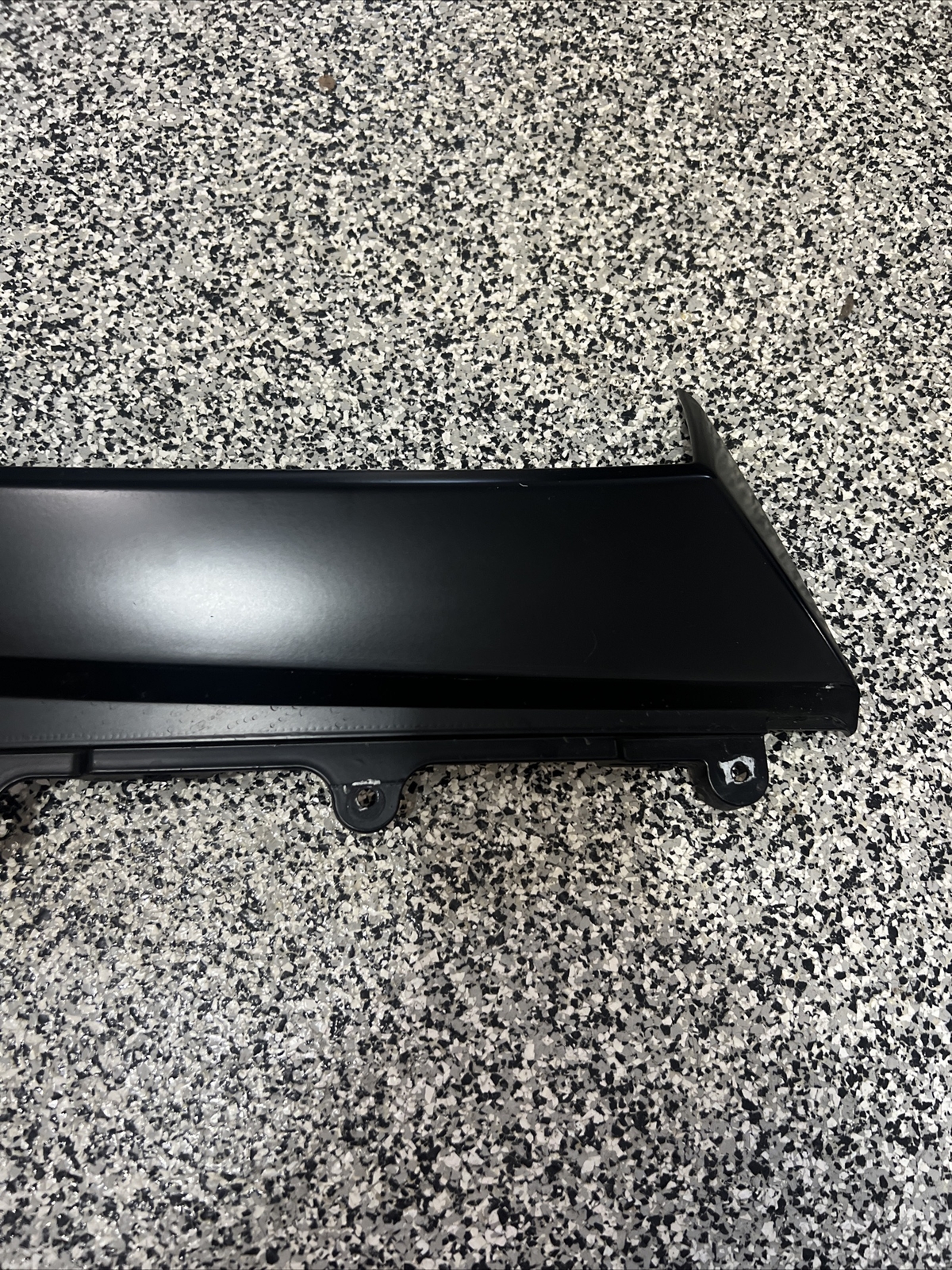 LAMBORGHINI AVENTADOR 700 720 DRIVER SIDE BUMPER FENDER TRIM OEM 470854775A