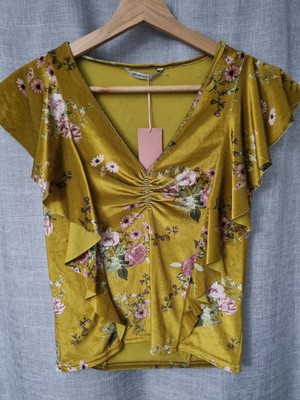 Stradivarius Size 8/10 Mustard Pink Floral Velvet Top Boho