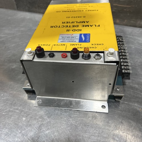 FORNEY IDD-II FLAME DETECTOR AMPLIFIER D-38252-01 Used Surplus - Picture 11 of 18