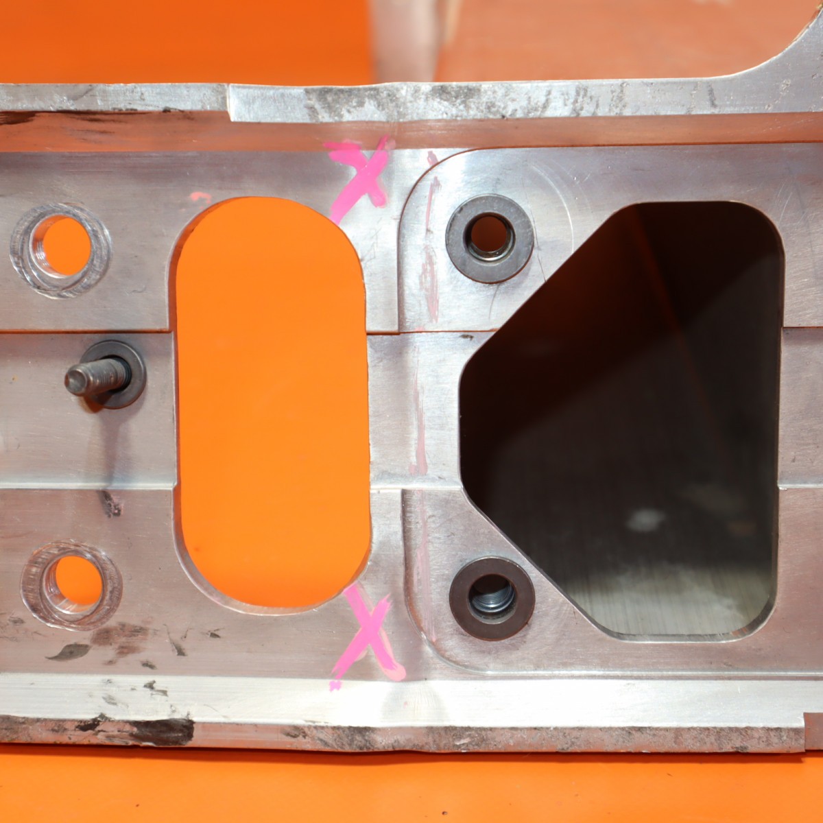 Aston Martin DB11 2017-2021 Front Left Crash bracket P/N HY53V17N801AE
