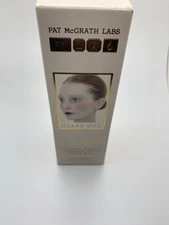 Pat McGrath Labs Glass 001  Legendary Glow Setting Spray 3.34 Oz - Full Size ￼