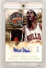 2013 Panini Intrigue Dwellers Robert Parish Game Used Logo Patch Prime Auto /10