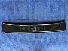 1989-1995 Volvo 740 940 Sedan Front Windshield Cowl Trim Grille Gray Oem 3649em 1989-1995 Volvo 740 940 Sedan Front Windshield Cowl Trim Grille Gray Oem 3649em