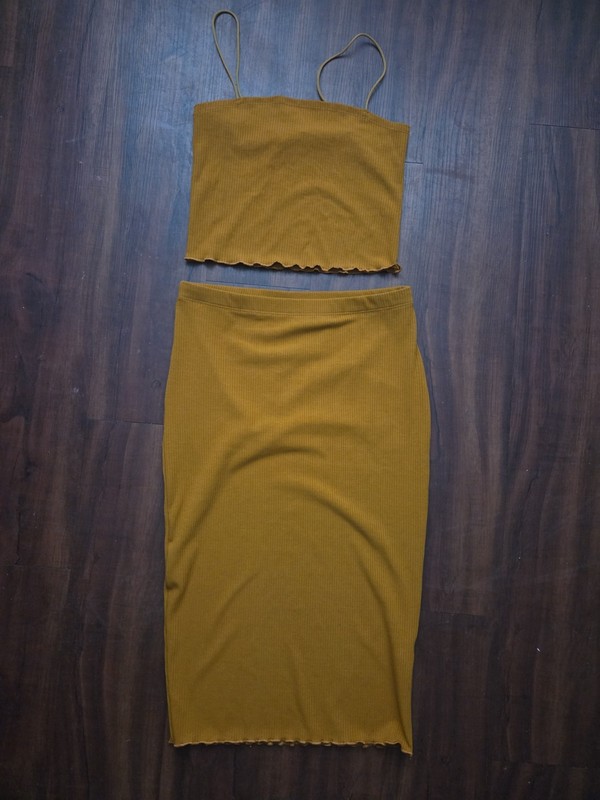 Women's 2 Piece Set Crop Spaghetti Strap Top W/ Pencil Skirt Copper Brwn Size L 