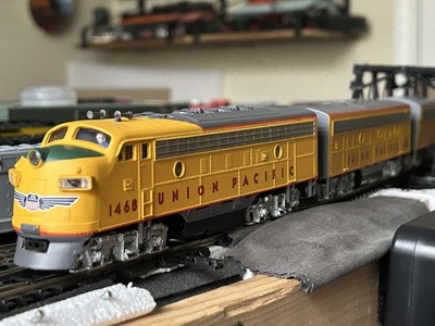 Bachmann Pl Set. U.P. EMD F7A (1468) + F7B (1429B) + F7B (1476B) - READ NOTES
