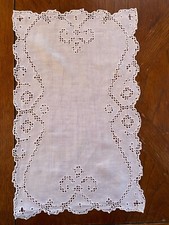 Vintage white eyelet lace dresser scarf, 16" x10"