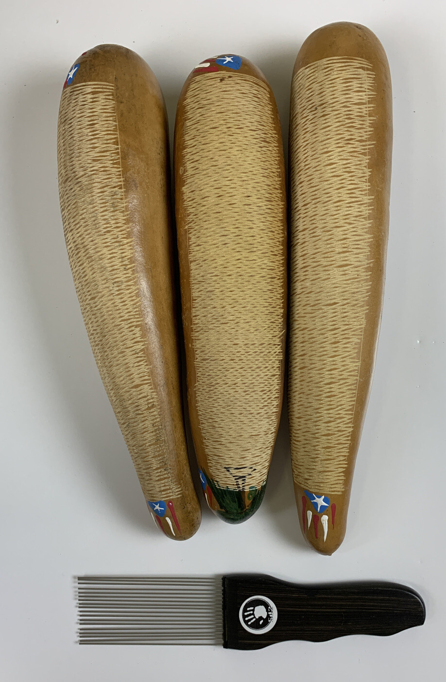 Guiro Artesanal Corte Diamante 12” Bandera Puerto Rico Y Puyero 5d2