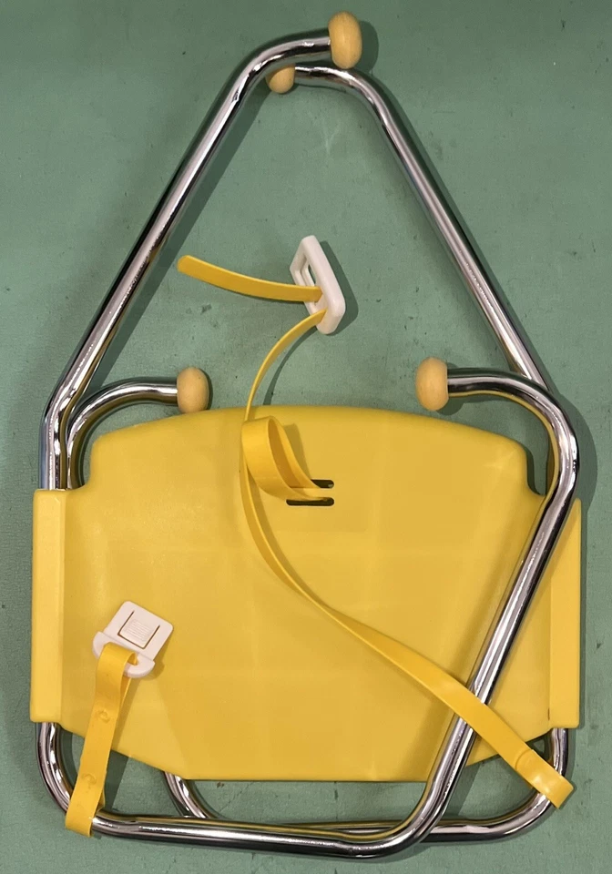 Práctica silla y bandeja amarilla The Dandy vintage, hecha en EE. UU., Ferndale WA, CIB Foto 2 de 4