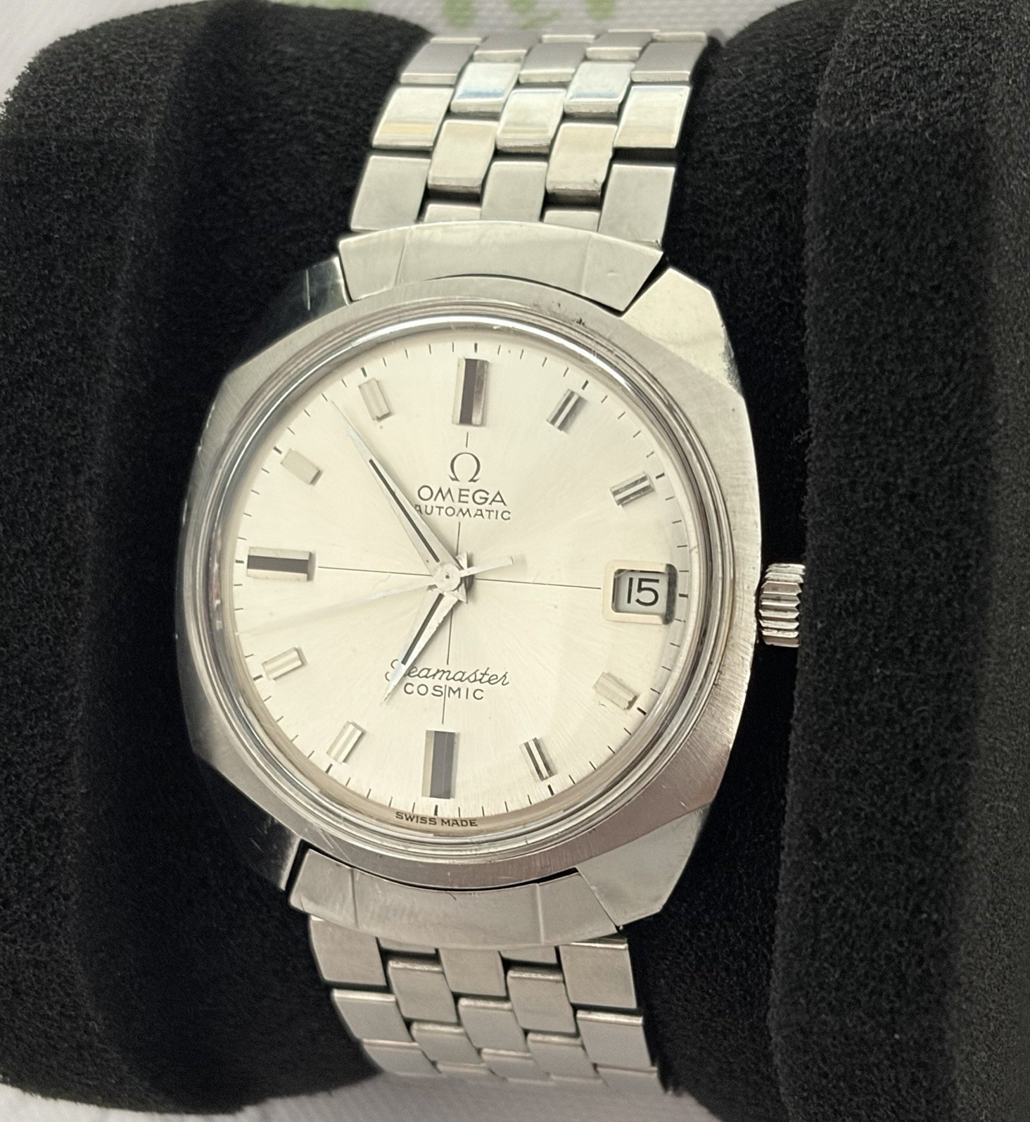 OMEGA Seamaster Cosmic Date 166 022