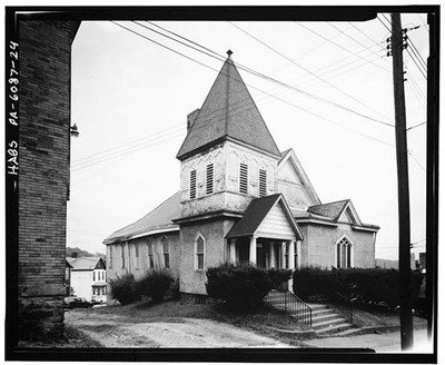 24. VIEW OF STRUCTURE ON 100 BLOCK OF CLAY AVENUE, SOUTH SIDE OF STREET - Town