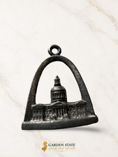Gateway Arch  with Old Courthouse - St. Louis, Missouri Charm 2.6g