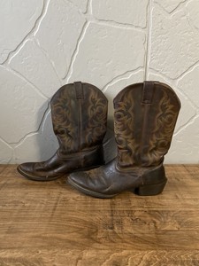 apache cowboy boots
