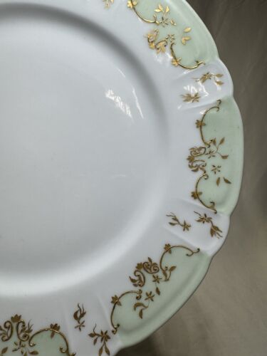 (12) Haviland 9.625" Green & Raised Gold Handpainted(?) DINNER PLATE - Blank 10 - Picture 4 of 16
