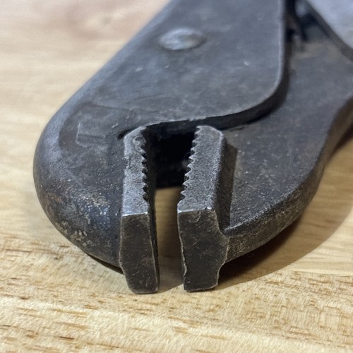 Knu Vise 9" Straight Jaw Locking Pliers Vise GripVW-10 VW10 Vtg Detroit USA READ - Picture 10 of 13