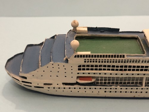 Ron Hughes Royal Caribbean Cruise Ship Legend of the Seas Handmade 1995 - 1:1200 - Picture 12 of 16