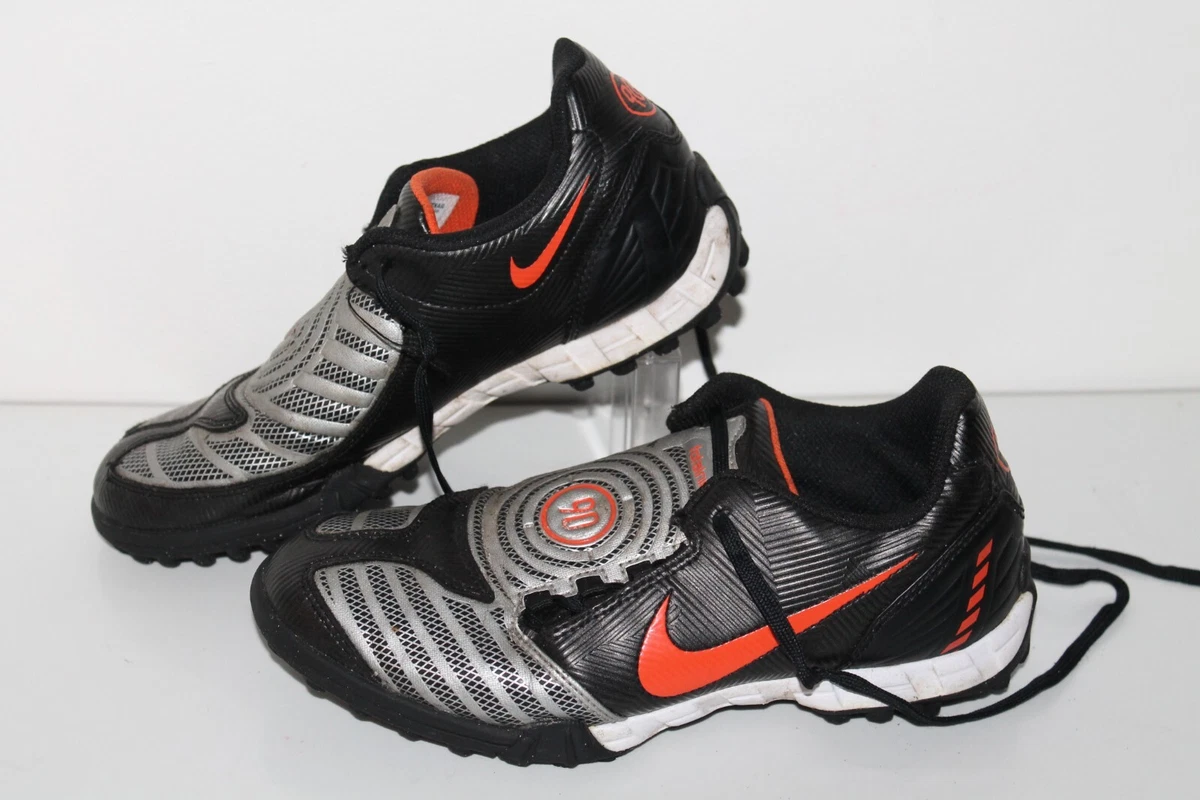 Total 90 shop turf shoes