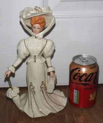 Exquisite Lenox ''Grand Voyage'' Porzellan Figur ~ 9,5'' ~ Top