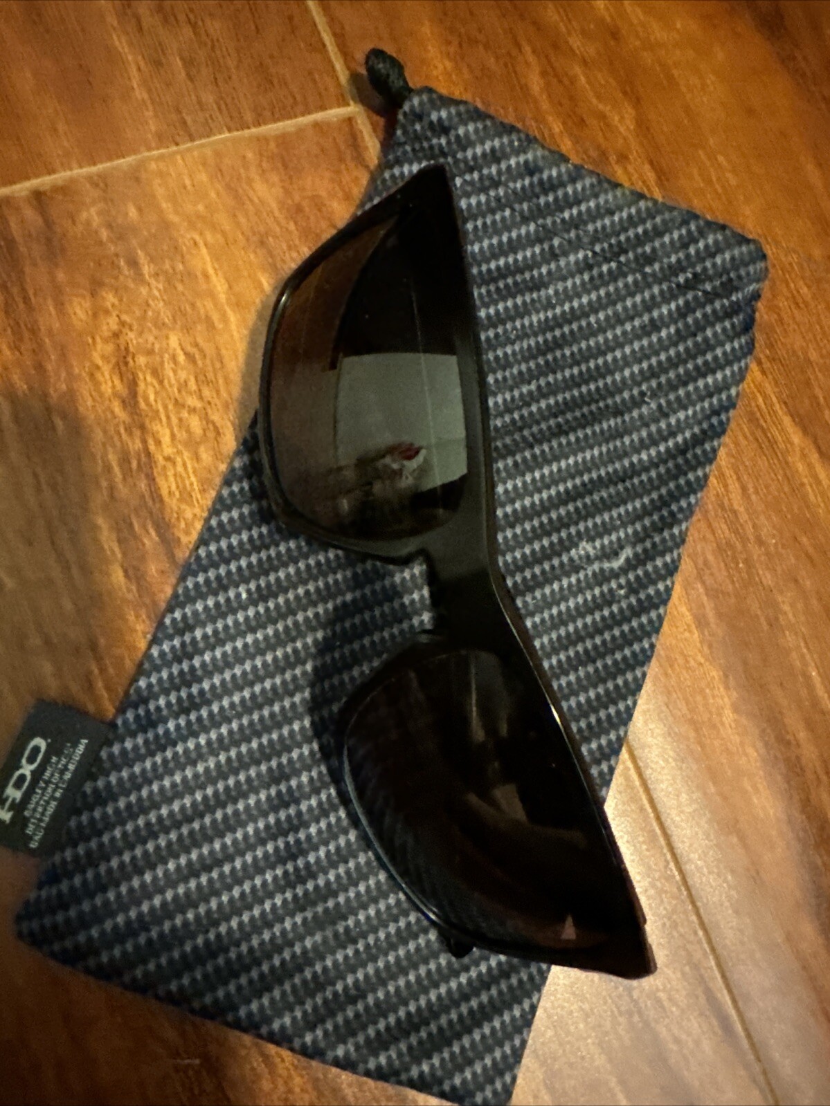 Picture 1 of 4