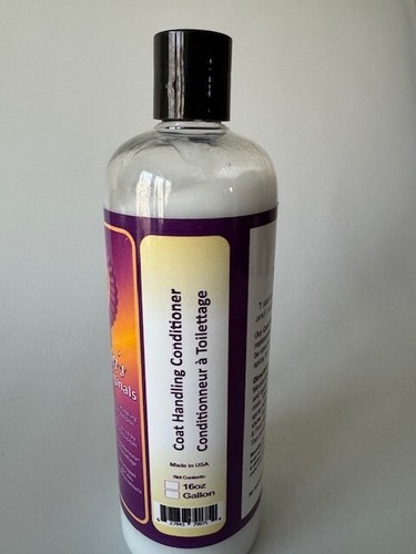 Alexander's Originals Dog Coat Handling Conditioner - 16 oz Bottle - Picture 2 of 3