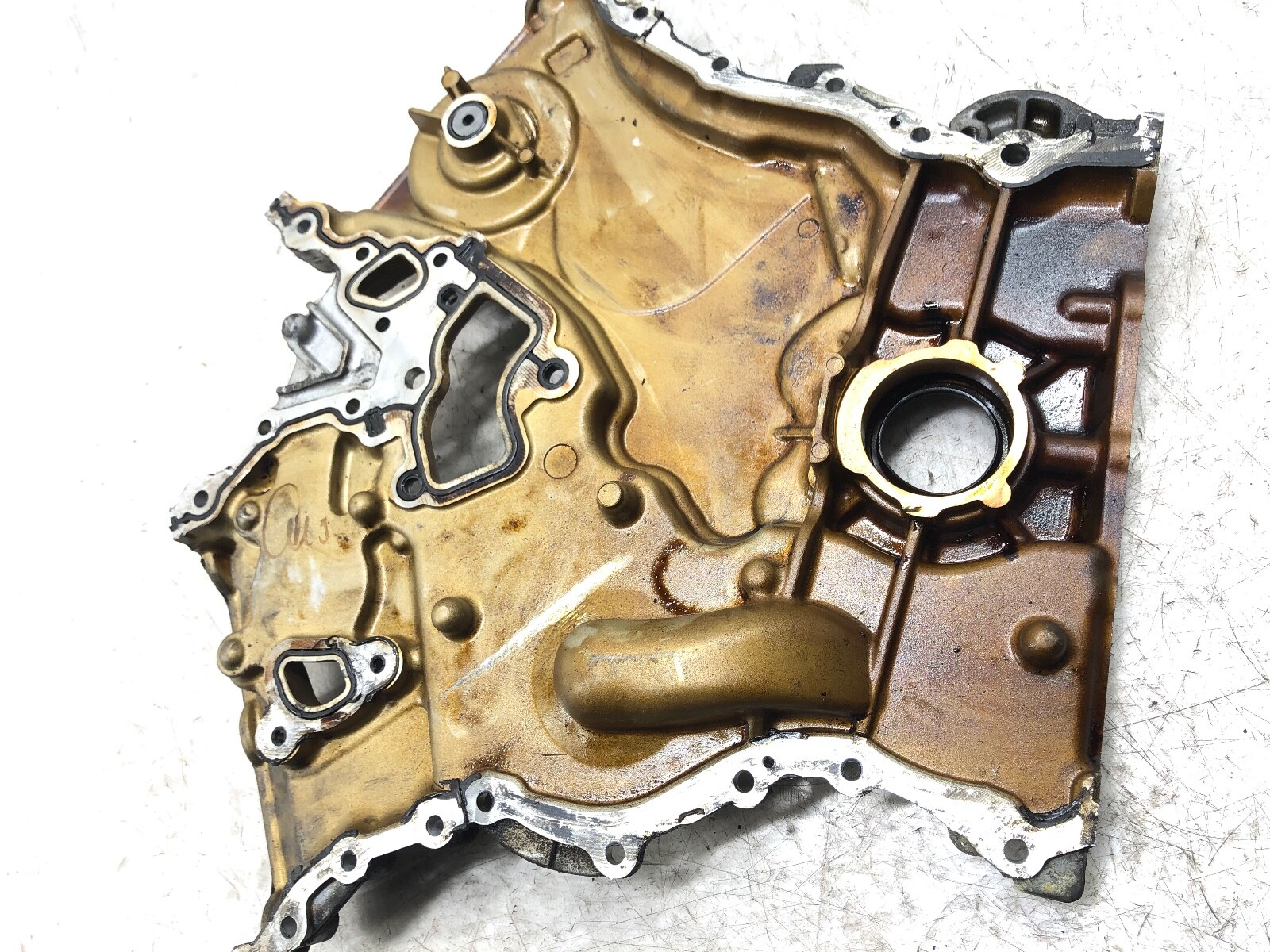 2014-2019 MASERATI GHIBLI 3.0L V6 ENGINE MOTOR TIMING CHAIN COVER PLATE OEM.