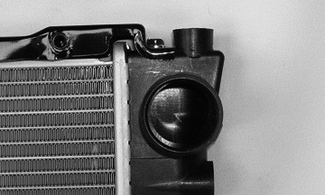 Radiator for 98-98 Subaru Forester 2.5L H4 Automatic Single Row - Bild 3 von 5