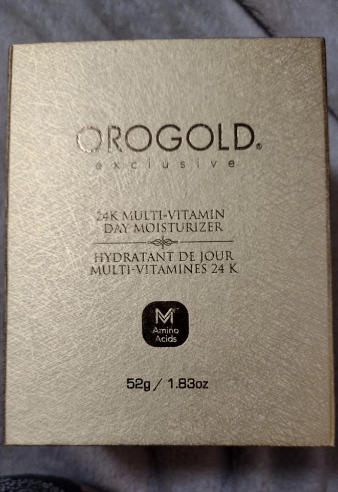 Aminoácido hidratante de día multivitamínico OROGOLD 24k - 1,8 fl oz Foto 2 de 2