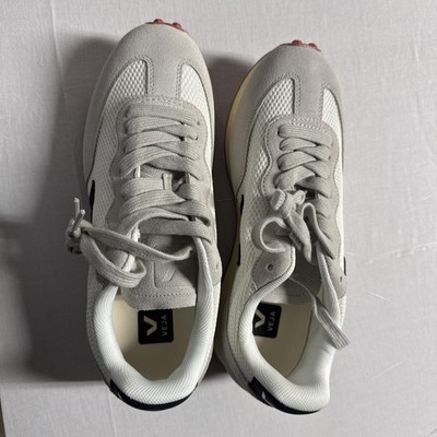 VEJA Rio Branco Alveomesh Sneakers NWOT