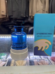 ▲LOUIS VUITTON AFTERNOON SWIM 100ml 箱付 Afternoon Swim Luxury Fragrance | LOUIS VUITTON ®