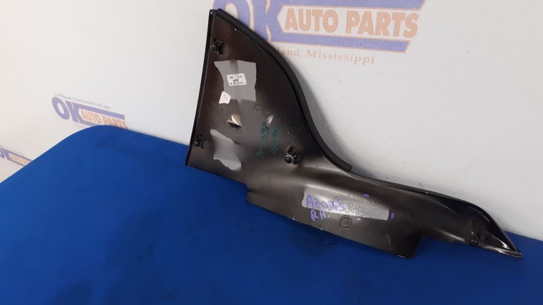 2015 MCLAREN 650S 650 SPIDER OEM PASSENGER RIGHT OUTER B PILLAR TRIM GLOSS BLACK
