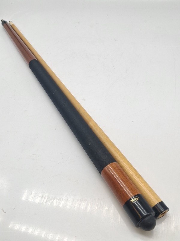Vtg Viking Pool Cue 2-Piece Black Linen Wrap 58"