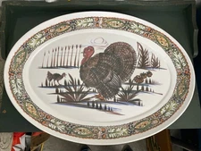  LARGE OVAL SERVING PLATER WITH TURKEYS ON IT PLASTIC