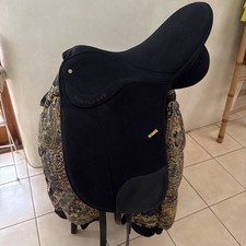 Wintec Pro dressage saddle 