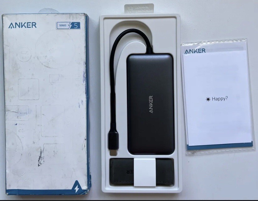 Anker 8-In-1 Dual 4K HDMI Portable USB 