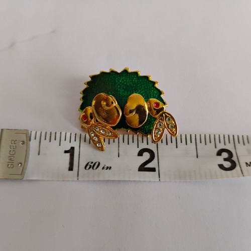 Vintage Gold Tone Rhinestone Bunny Rabbit Trembler Brooch - Picture 7 of 7