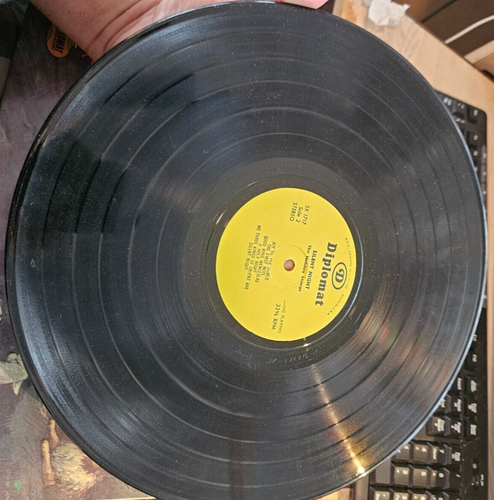 Silent Night Christmas Carols Holiday Strings LP Come All Ye Faithful Joy to the - Picture 3 of 4