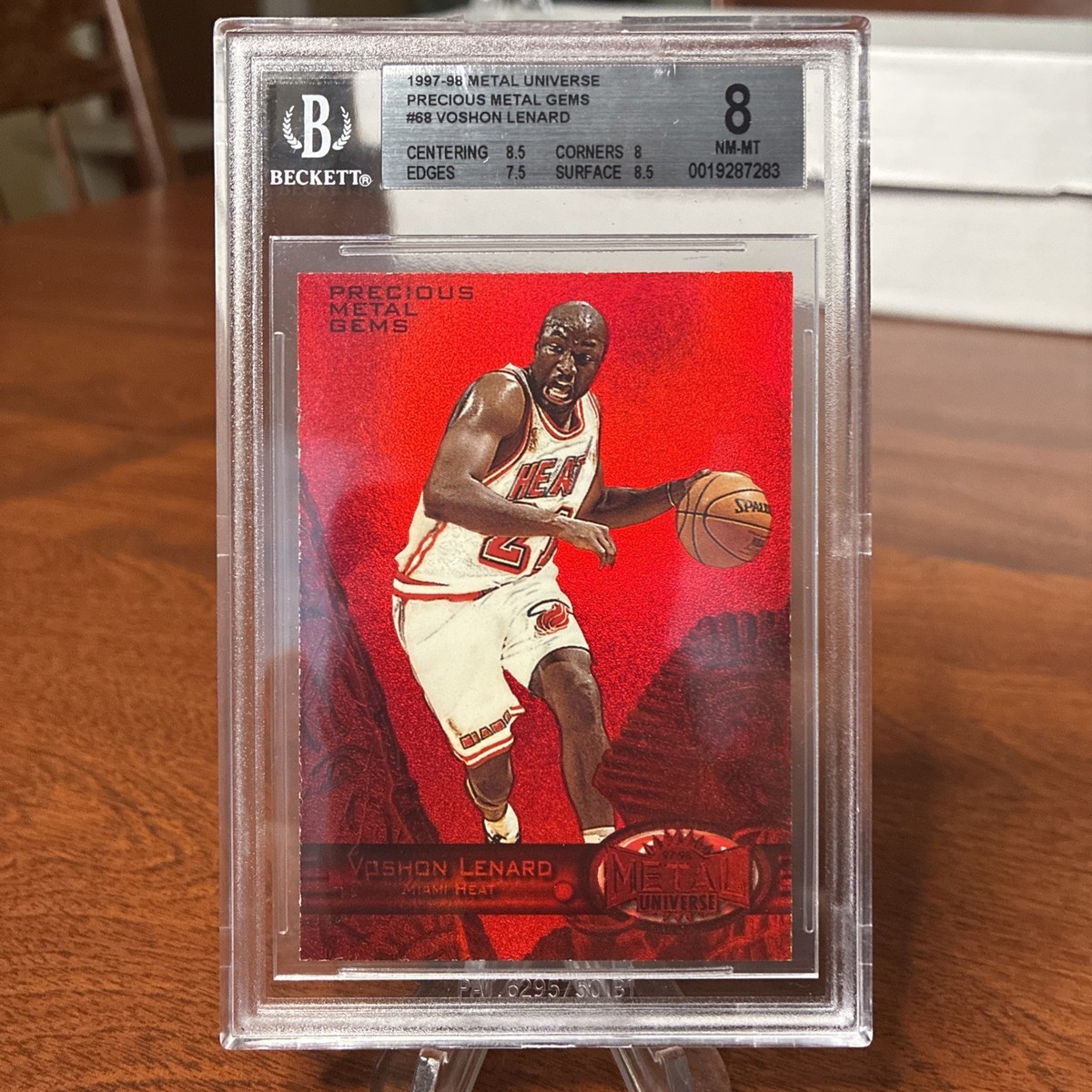 1997-98 Metal Universe - Voshon Lenard #68 Precious Metal Gems Red 