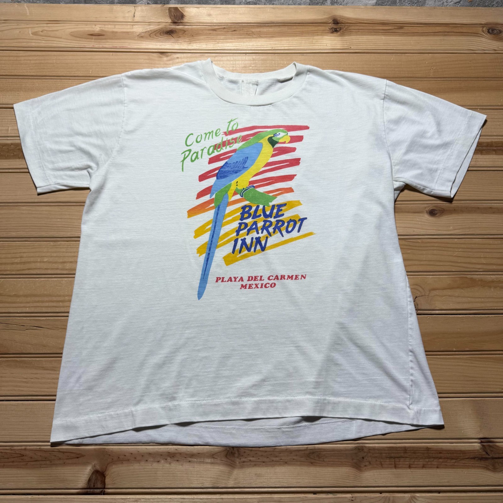 Vintage 80s Blue Parrot Inn Hotel Playa Del Carmen Mexico T-Shirt - Size Large