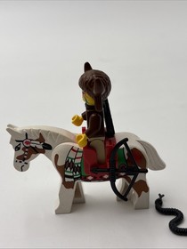 LEGO 6748 Western Indians Boulder Cliff Canyon Medicineman Indian Minifig Horse